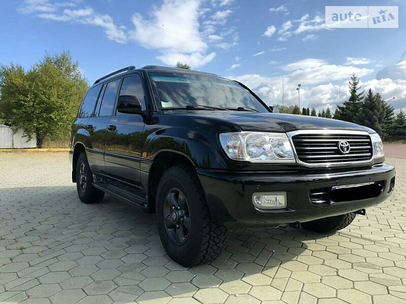 Позашляховик / Кросовер Toyota Land Cruiser 2002 в Ужгороді