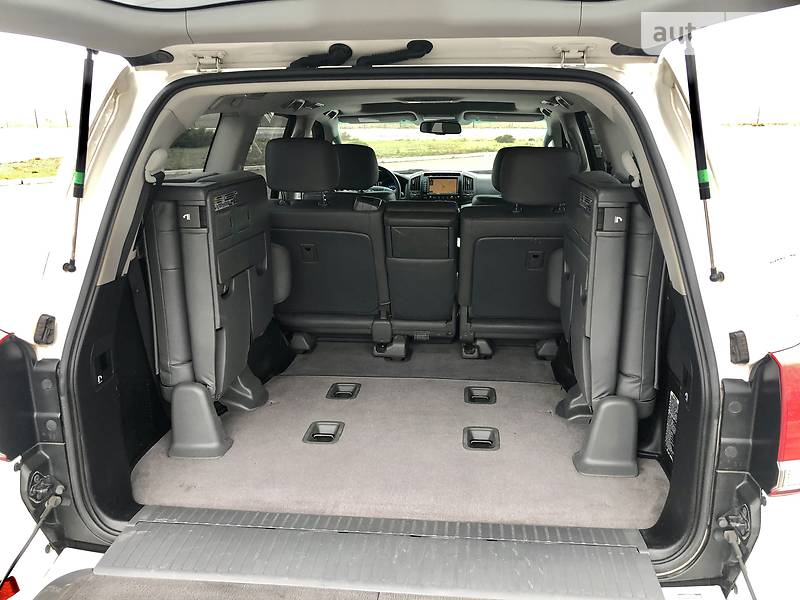 Позашляховик / Кросовер Toyota Land Cruiser 2011 в Маріуполі фото 23 Позашляховик / Кросовер Toyota Land Cruiser 2011 в Маріуполі