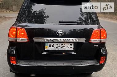 Позашляховик / Кросовер Toyota Land Cruiser 2008 в 