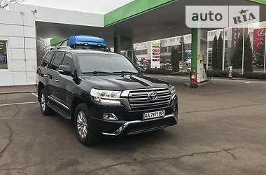 Внедорожник / Кроссовер Toyota Land Cruiser 2017 в Черкассах