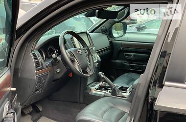 Позашляховик / Кросовер Toyota Land Cruiser 2018 в 