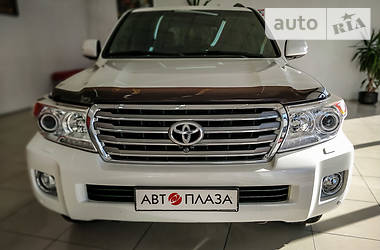 Позашляховик / Кросовер Toyota Land Cruiser 2012 в 