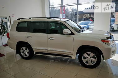 Позашляховик / Кросовер Toyota Land Cruiser 2012 в 