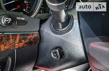 Позашляховик / Кросовер Toyota Land Cruiser 2012 в 