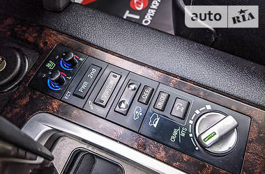 Позашляховик / Кросовер Toyota Land Cruiser 2012 в 