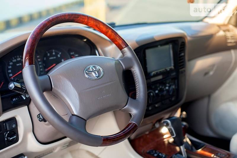 Позашляховик / Кросовер Toyota Land Cruiser 1999 в Одесі