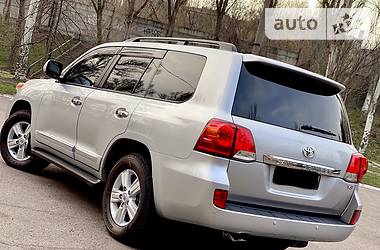 Внедорожник / Кроссовер Toyota Land Cruiser 2012 в Днепре