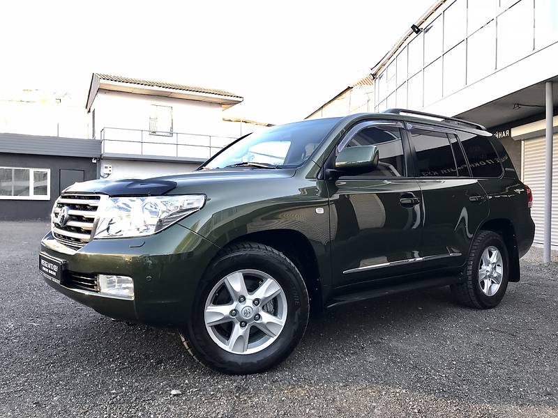 Внедорожник / Кроссовер Toyota Land Cruiser 2011 в Киеве