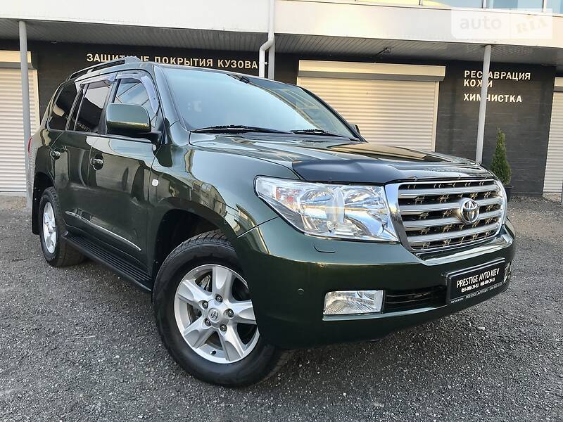Позашляховик / Кросовер Toyota Land Cruiser 2011 в Києві
