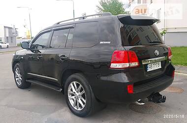 Внедорожник / Кроссовер Toyota Land Cruiser 2011 в Виннице