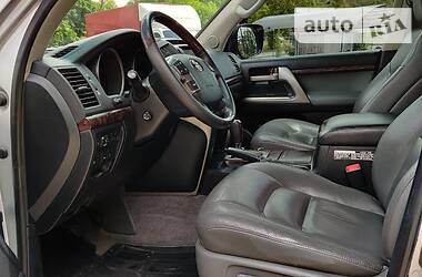 Позашляховик / Кросовер Toyota Land Cruiser 2011 в 