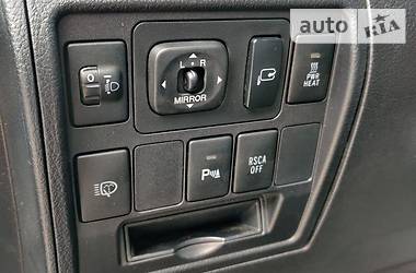 Позашляховик / Кросовер Toyota Land Cruiser 2011 в 