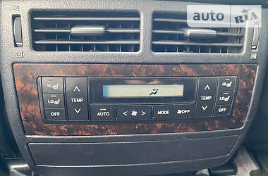 Позашляховик / Кросовер Toyota Land Cruiser 2011 в 