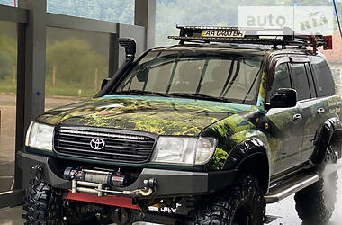 Внедорожник / Кроссовер Toyota Land Cruiser 1998 в Киеве