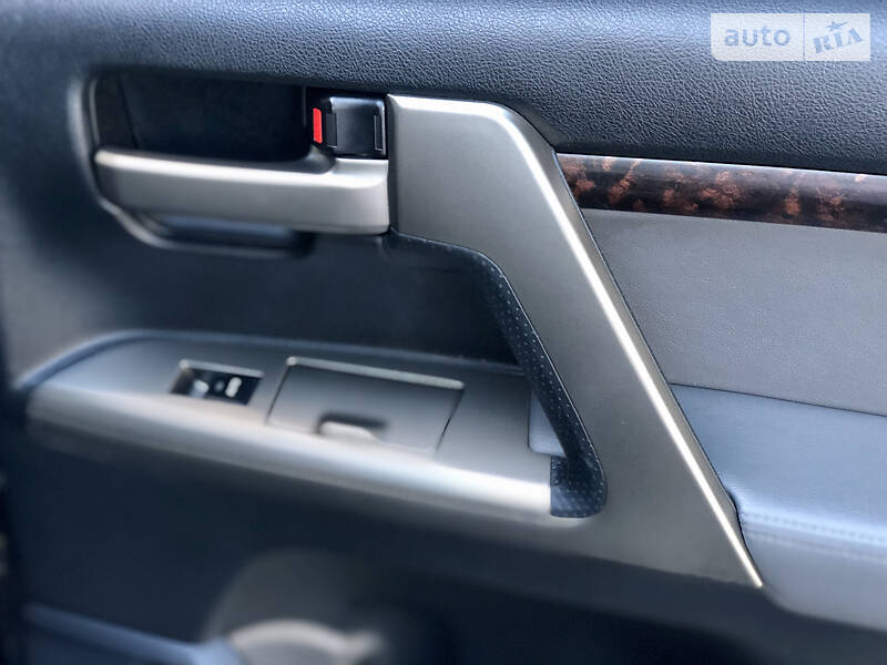 Позашляховик / Кросовер Toyota Land Cruiser 2008 в Києві фото 30 Позашляховик / Кросовер Toyota Land Cruiser 2008 в Києві