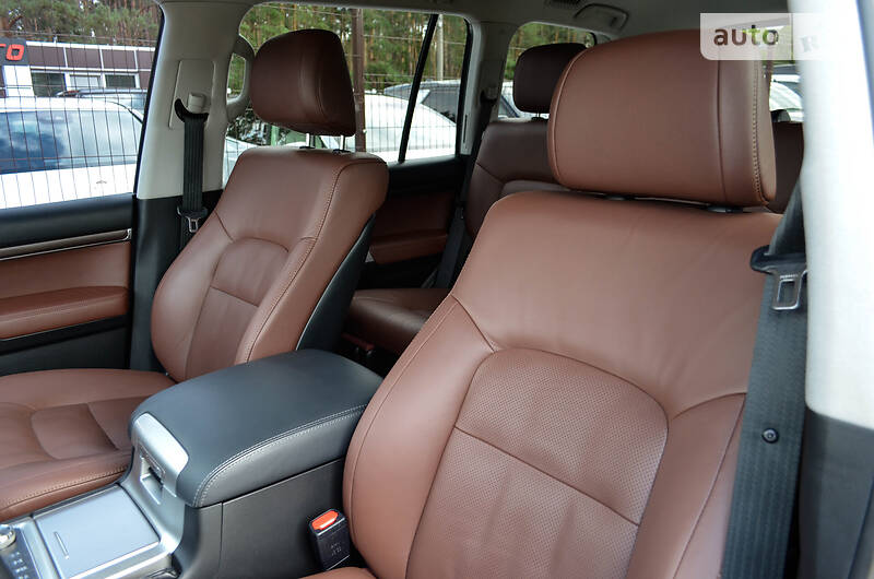 Внедорожник / Кроссовер Toyota Land Cruiser 2016 в Киеве