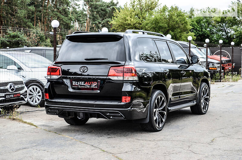 Внедорожник / Кроссовер Toyota Land Cruiser 2016 в Киеве