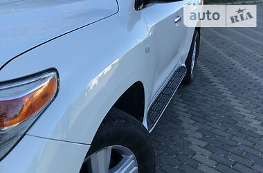 Позашляховик / Кросовер Toyota Land Cruiser 2011 в 