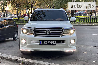 Внедорожник / Кроссовер Toyota Land Cruiser 2015 в Николаеве