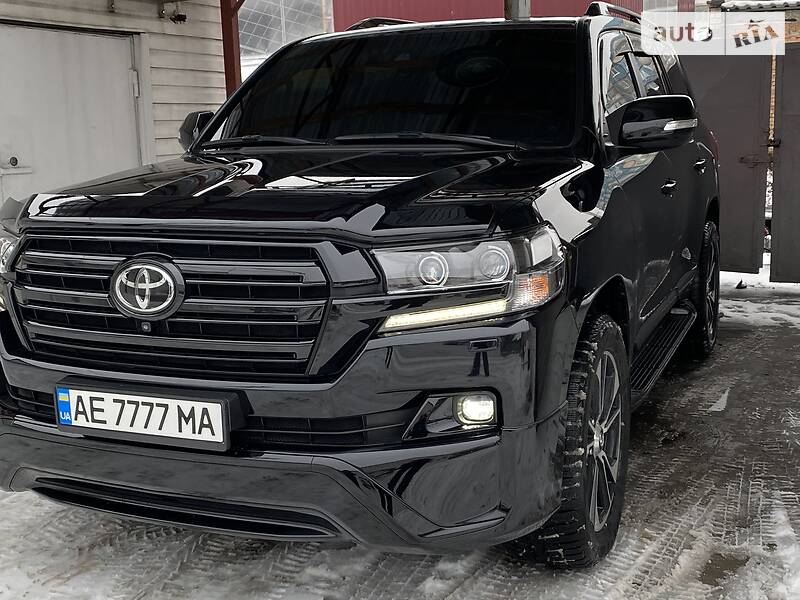 Внедорожник / Кроссовер Toyota Land Cruiser 2017 в Днепре фото 19 Внедорожник / Кроссовер Toyota Land Cruiser 2017 в Днепре