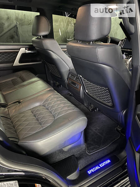 Внедорожник / Кроссовер Toyota Land Cruiser 2017 в Днепре фото 30 Внедорожник / Кроссовер Toyota Land Cruiser 2017 в Днепре