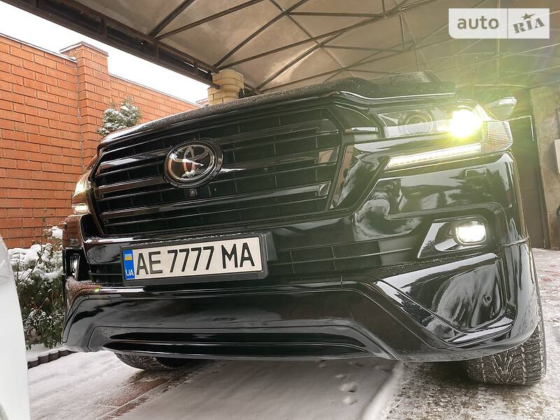 Внедорожник / Кроссовер Toyota Land Cruiser 2017 в Днепре фото 33 Внедорожник / Кроссовер Toyota Land Cruiser 2017 в Днепре