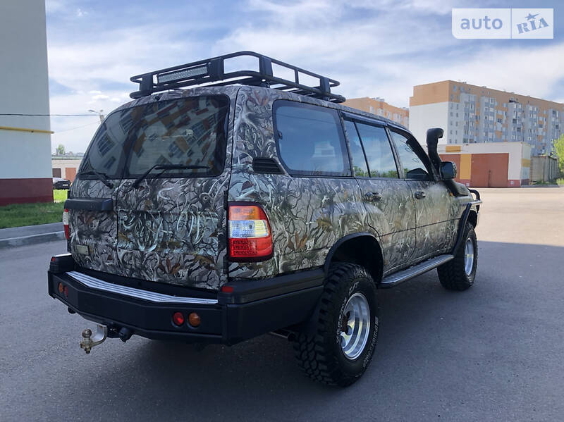 Внедорожник / Кроссовер Toyota Land Cruiser 2005 в Харькове
