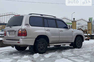 Внедорожник / Кроссовер Toyota Land Cruiser 2001 в Тячеве
