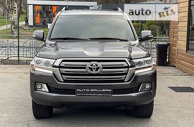 Внедорожник / Кроссовер Toyota Land Cruiser 2019 в Киеве