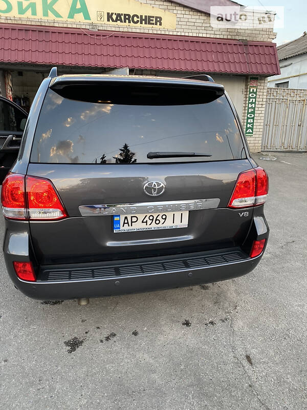 Позашляховик / Кросовер Toyota Land Cruiser 2011 в Львові фото 29 Позашляховик / Кросовер Toyota Land Cruiser 2011 в Львові