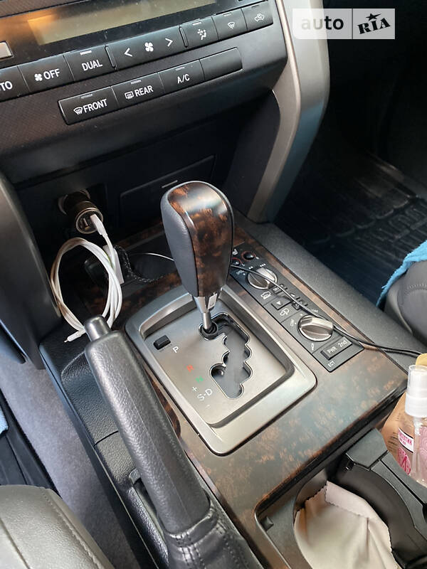 Позашляховик / Кросовер Toyota Land Cruiser 2011 в Львові фото 55 Позашляховик / Кросовер Toyota Land Cruiser 2011 в Львові