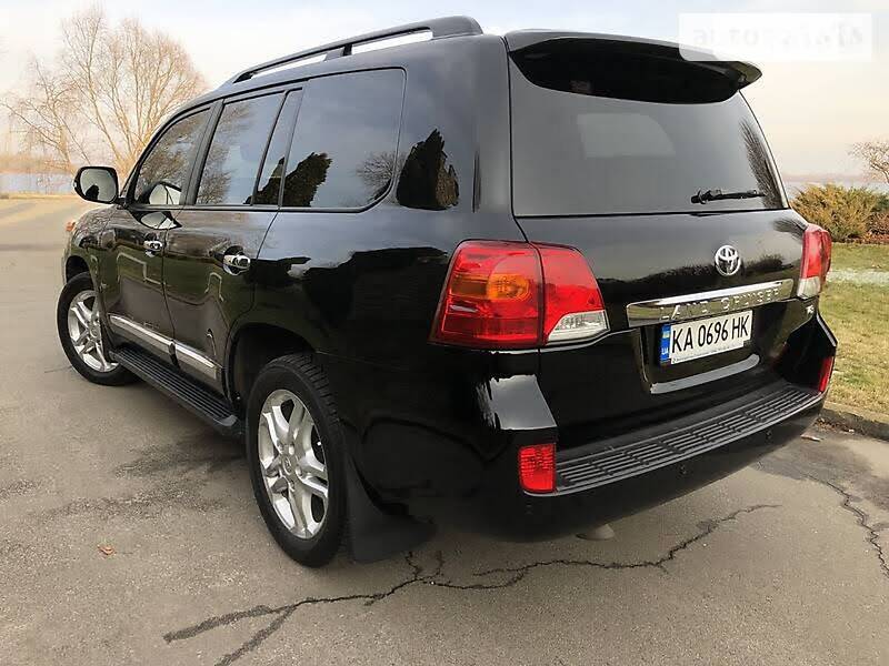 Внедорожник / Кроссовер Toyota Land Cruiser 2013 в Киеве фото 11 Внедорожник / Кроссовер Toyota Land Cruiser 2013 в Киеве