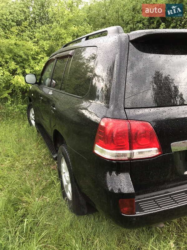Внедорожник / Кроссовер Toyota Land Cruiser 2008 в Киеве