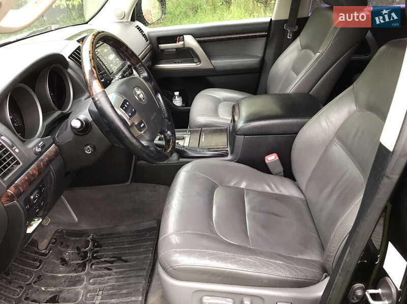 Внедорожник / Кроссовер Toyota Land Cruiser 2008 в Киеве