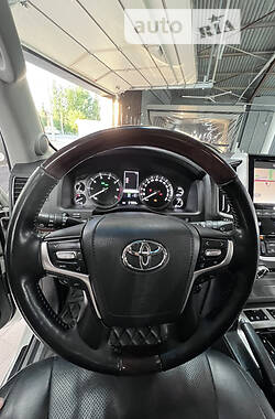 Позашляховик / Кросовер Toyota Land Cruiser 2019 в Івано-Франківську