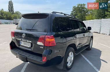 Внедорожник / Кроссовер Toyota Land Cruiser 2013 в Кременчуге