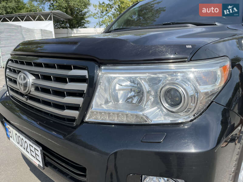 Внедорожник / Кроссовер Toyota Land Cruiser 2013 в Кременчуге
