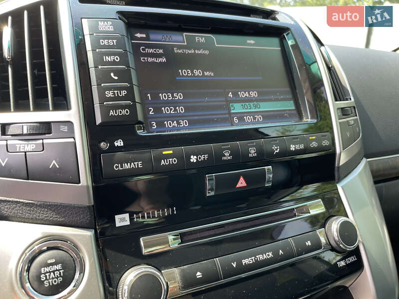 Внедорожник / Кроссовер Toyota Land Cruiser 2013 в Кременчуге