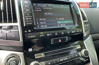 Позашляховик / Кросовер Toyota Land Cruiser 2013 в 