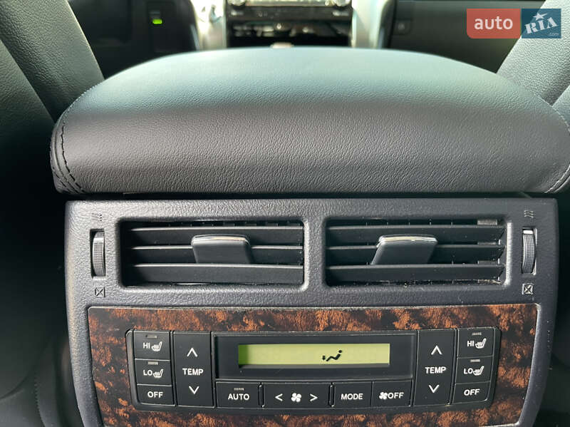 Внедорожник / Кроссовер Toyota Land Cruiser 2013 в Кременчуге