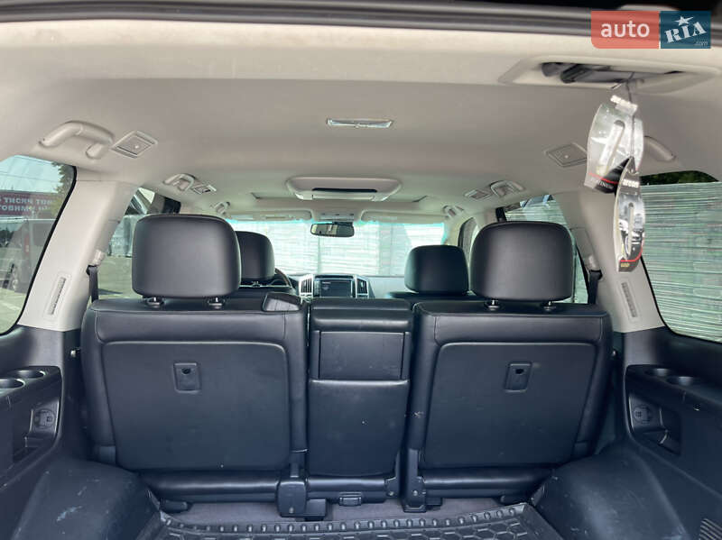 Внедорожник / Кроссовер Toyota Land Cruiser 2013 в Кременчуге