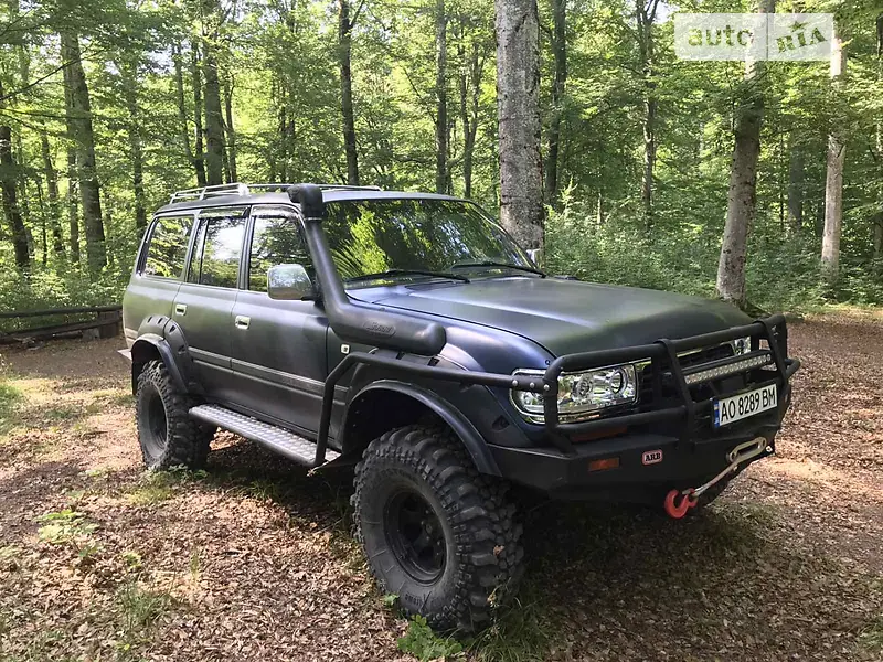 Toyota Land Cruiser