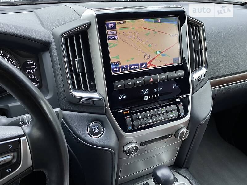 Внедорожник / Кроссовер Toyota Land Cruiser 2020 в Киеве