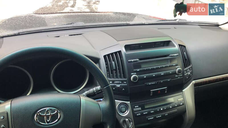 Позашляховик / Кросовер Toyota Land Cruiser 2008 в Ужгороді