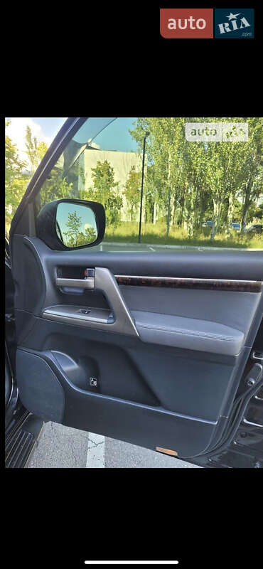 Позашляховик / Кросовер Toyota Land Cruiser 2008 в Ужгороді