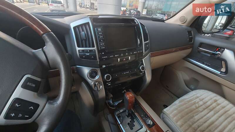 Внедорожник / Кроссовер Toyota Land Cruiser 2013 в Одессе