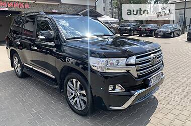 Внедорожник / Кроссовер Toyota Land Cruiser 2017 в Киеве