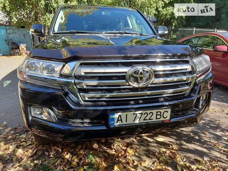 Внедорожник / Кроссовер Toyota Land Cruiser 2018 в Киеве