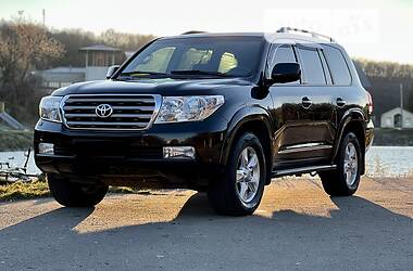 Внедорожник / Кроссовер Toyota Land Cruiser 2010 в 