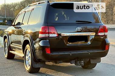 Внедорожник / Кроссовер Toyota Land Cruiser 2010 в 